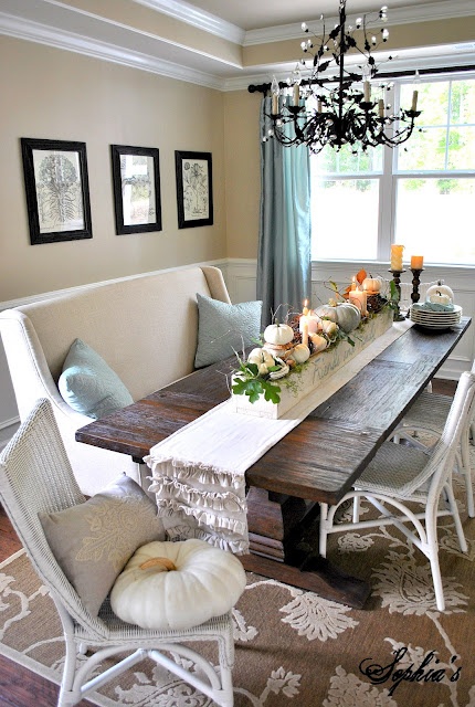 Classically cozy dining room